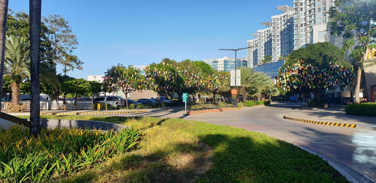 Mactan Newtown With Sun Set And Garden View Aparthotel Cebu Exterior foto